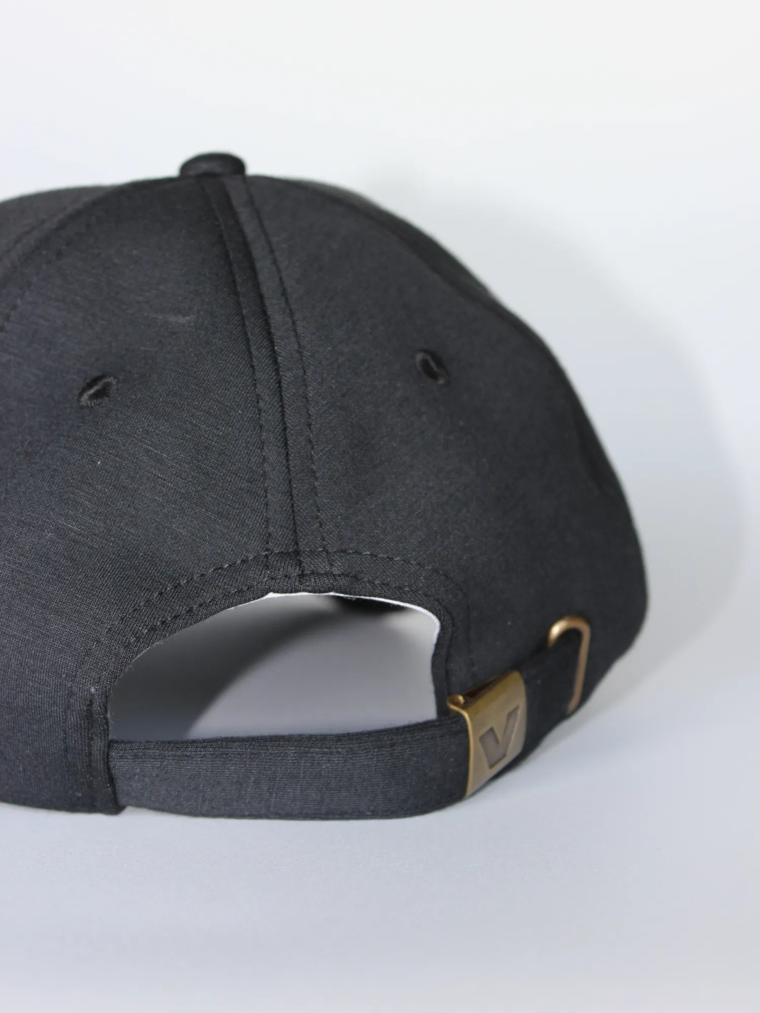 A. PUTNAM Neutral Hat