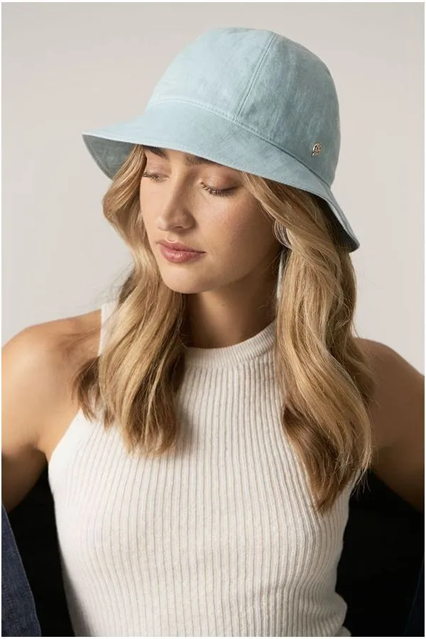 Helen Kaminski Flora Cloche  | Off White