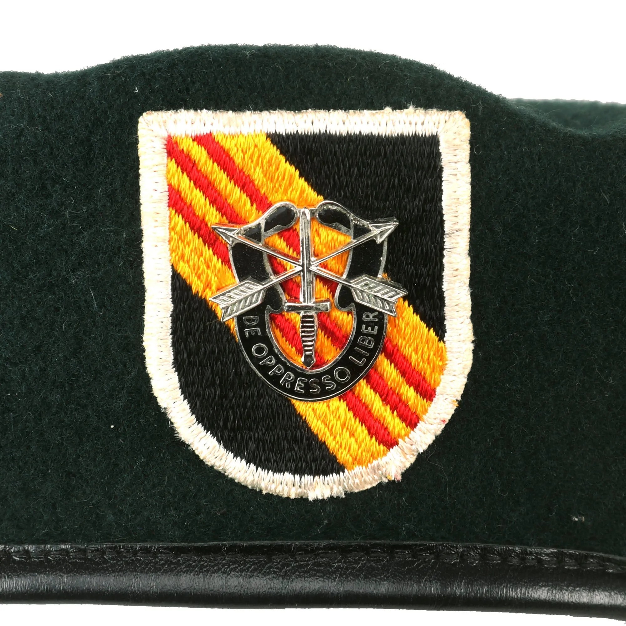 Original U.S. Vietnam War 5th Special Forces Group Airborne Green Beret - Pre-1967 - Size 7 ⅝