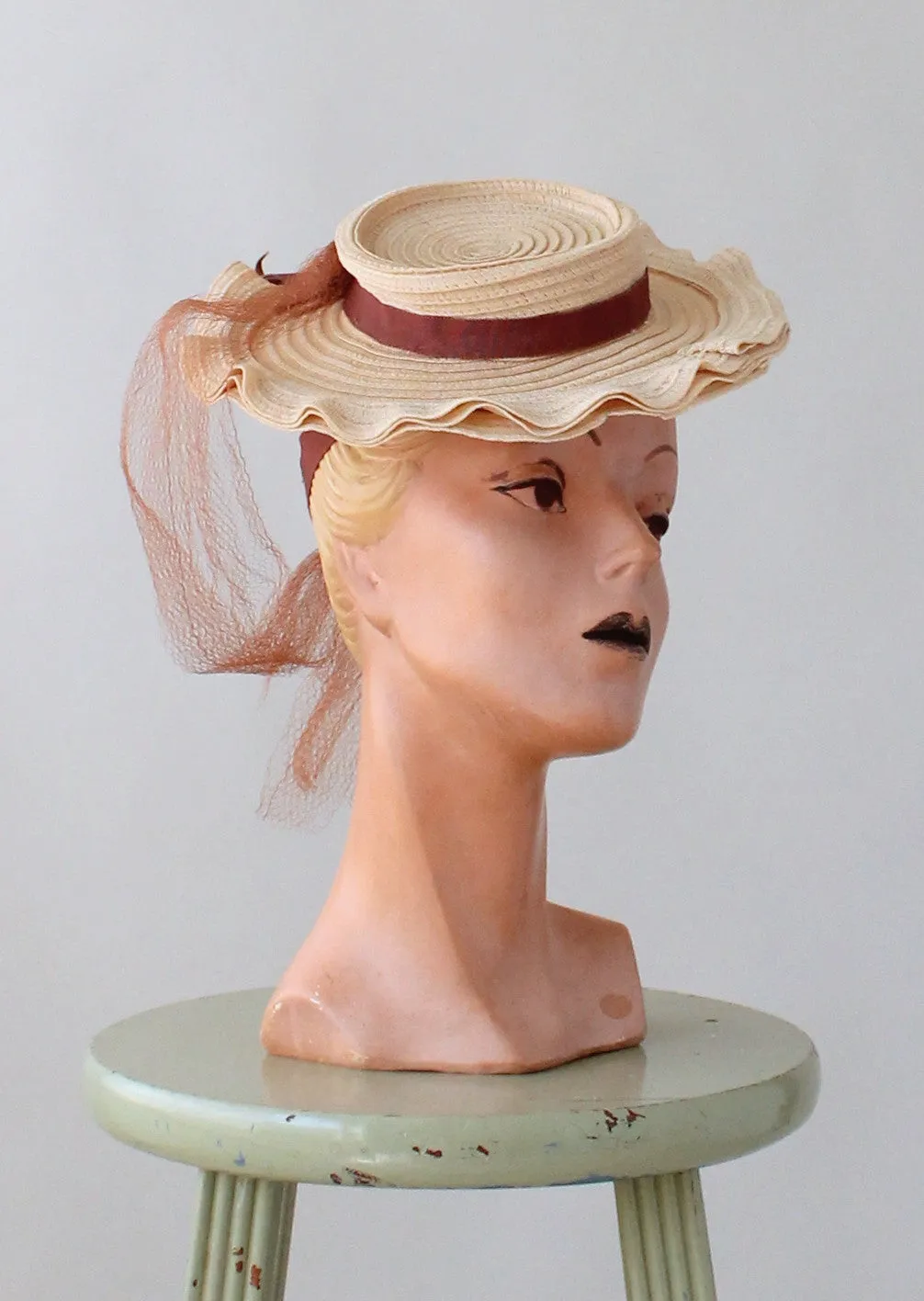 Vintage 1940s Straw Ruffled Boater Tilt Hat