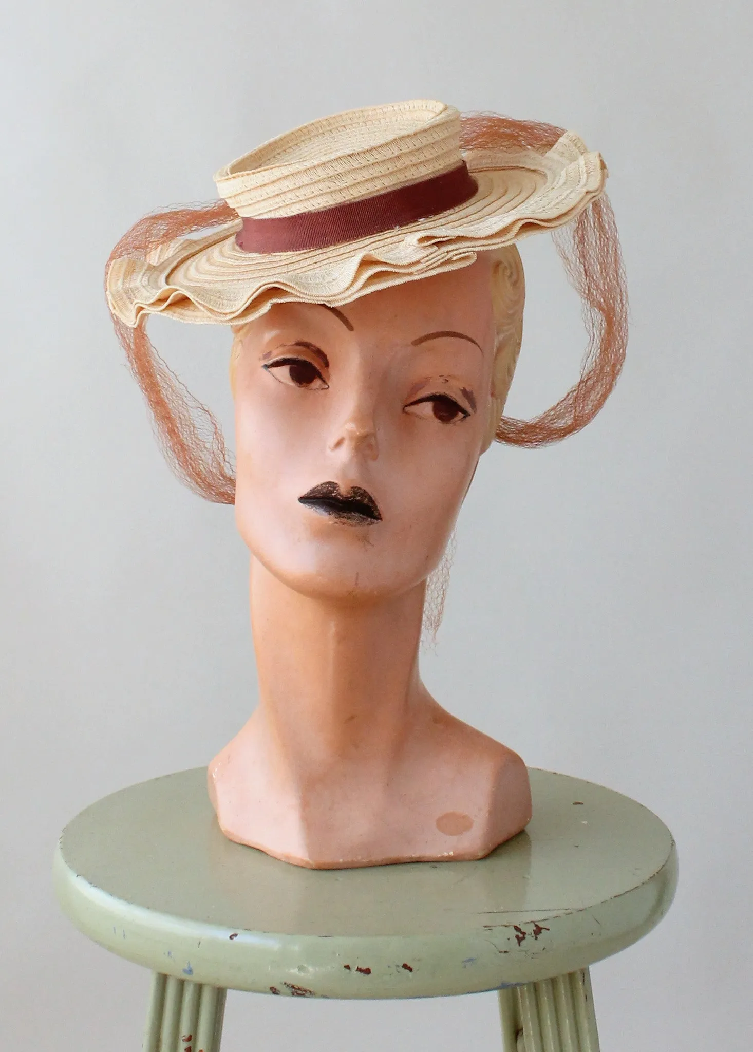 Vintage 1940s Straw Ruffled Boater Tilt Hat