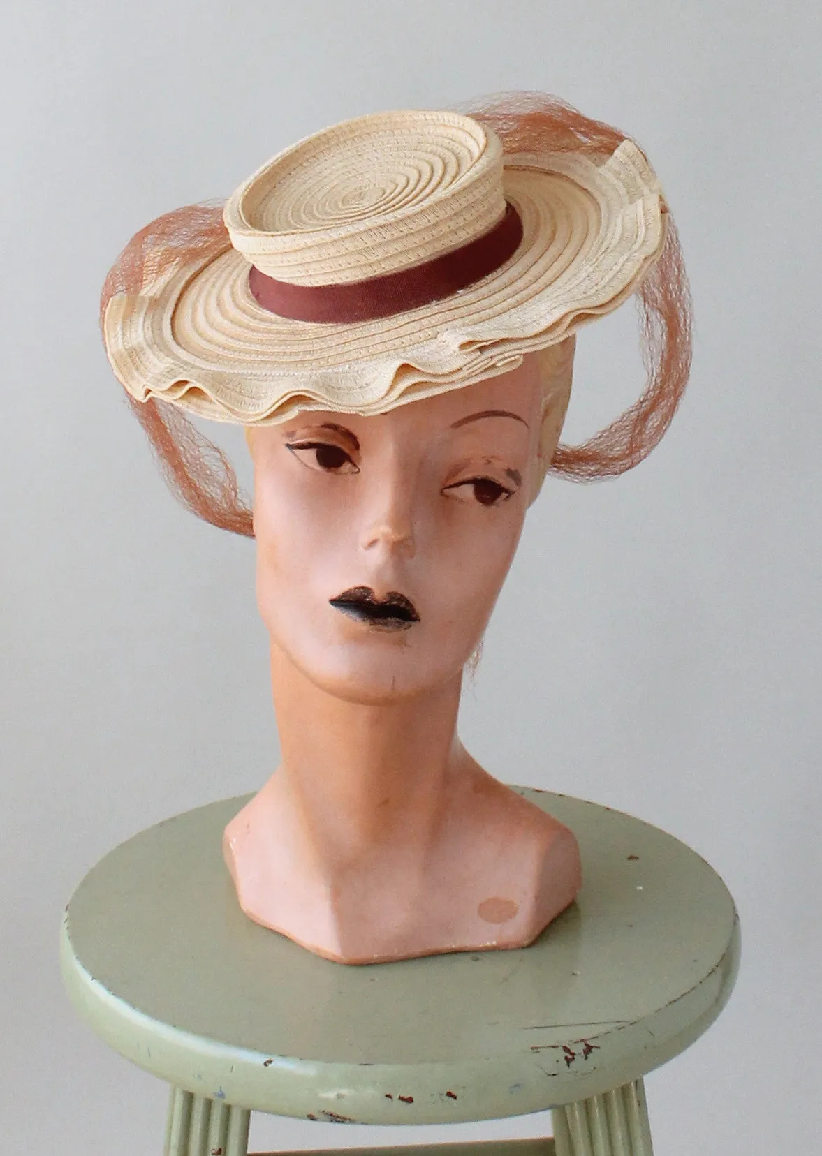 Vintage 1940s Straw Ruffled Boater Tilt Hat