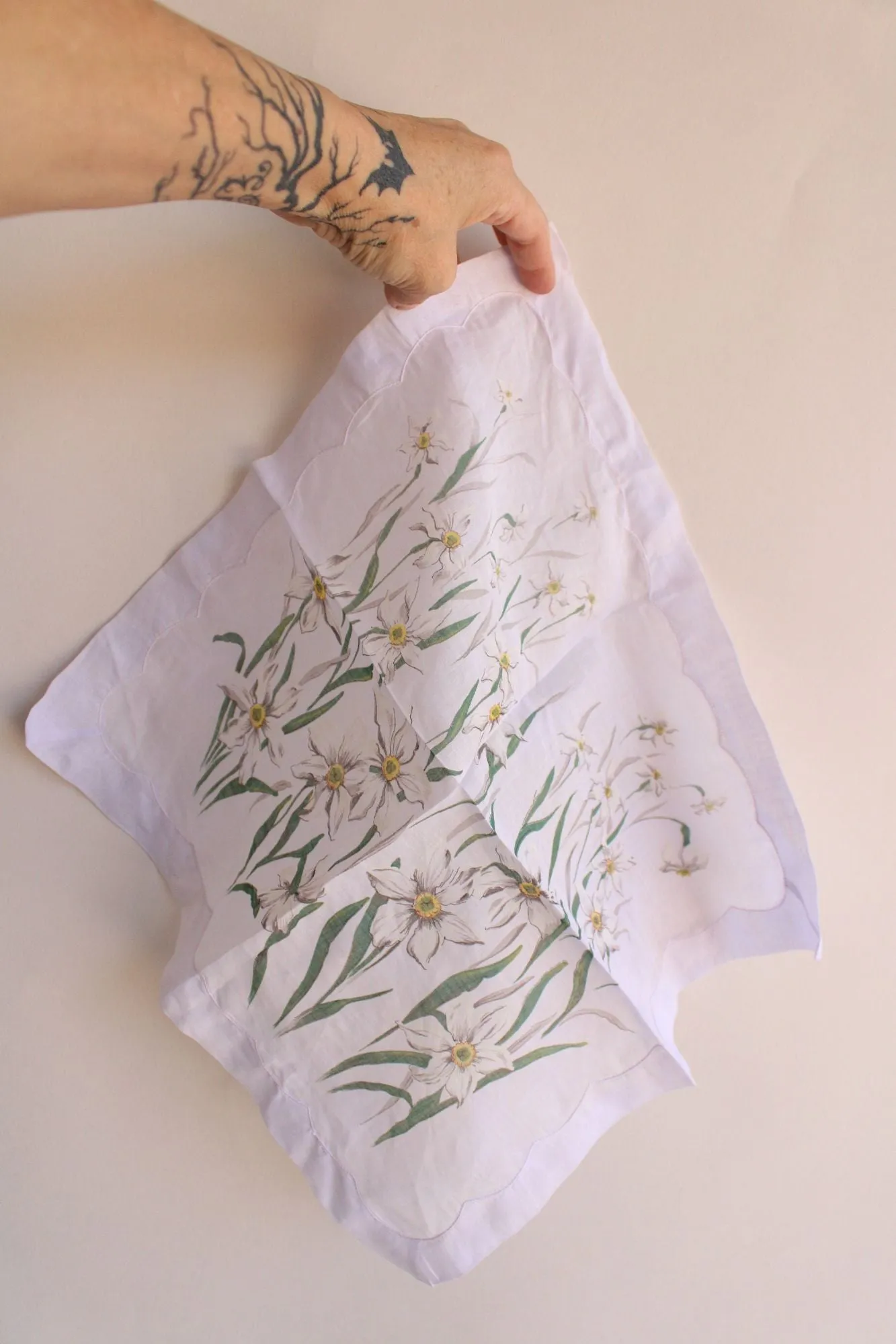 Vintage White Daffodil  Flower Print Linen Hankie